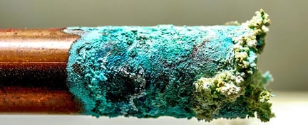 corrosão-em-tubos-de-cobre
