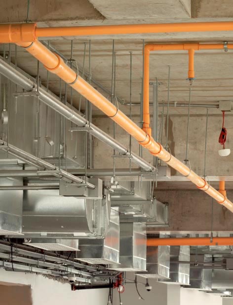 Overhead piping system with BlazeMaster pipes